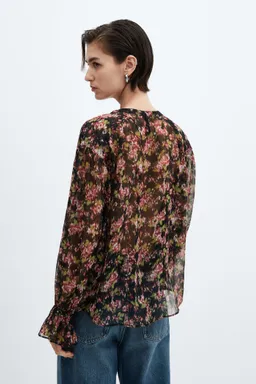 Blusa floral semitransparente de Mango en Blusas para argentina