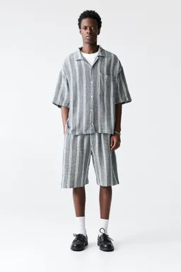 Bermuda jogger rústica rayas de Pull&Bear en Bermudas y Shorts para argentina