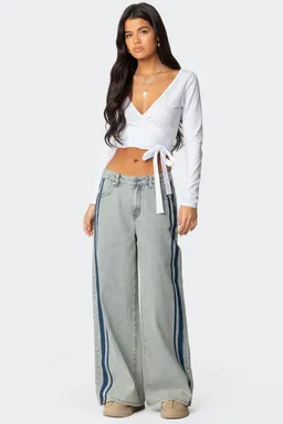 Jeans tiro bajo con rayas de Edikted en Pantalones para argentina