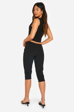 Pantalón capri elástico chaleco de Boohoo en Pantalones para argentina