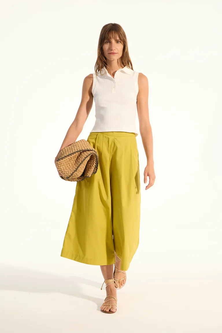 Remera polo sin mangas de corte regular en color blanco de Portsaid en Remeras para argentina