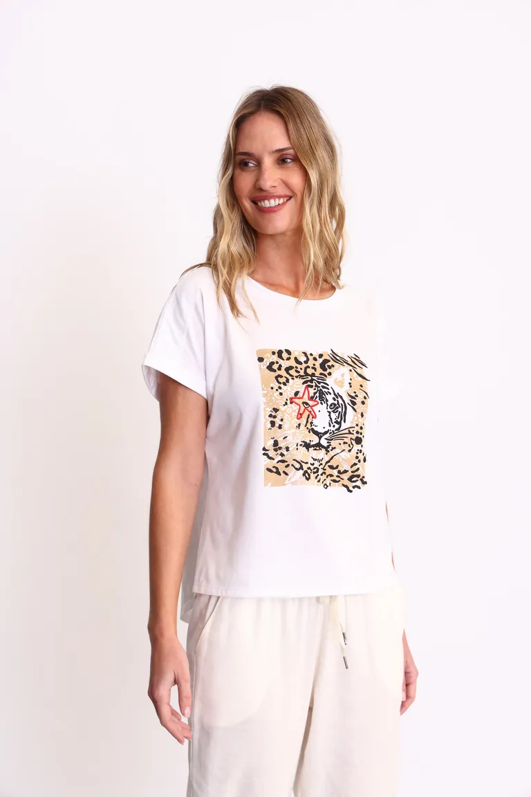 Remera estampada con motivo de leopardo para mujer de Yagmour en Remeras para argentina