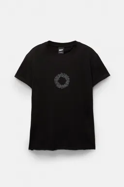 Remera slim cropped stwd gótico de Pull&Bear en Remeras y Polos para argentina