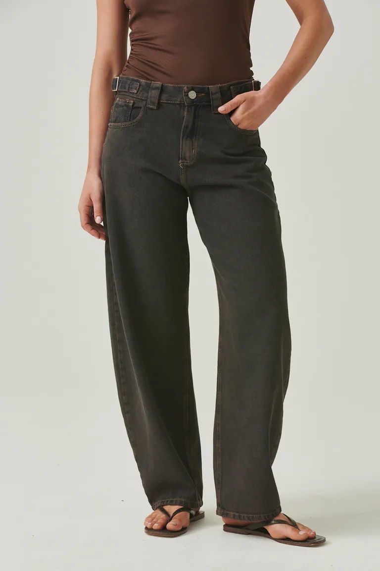 Pantalón de denim marrón con corte amplio y estilo vintage para mujeres de Sweet en Pantalones para argentina