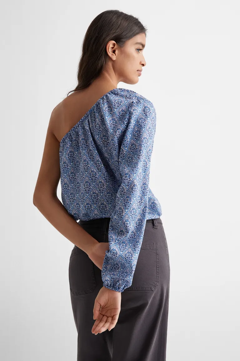 Blusa asimétrica estampada de Mango Teen en Blusas para argentina