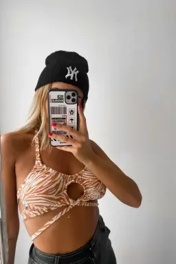 Top Estampado Lazo de Flor Gagliani en Tops para argentina