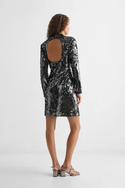 Vestido lentejuelas cuello halter de Mango Teen en Vestidos para argentina