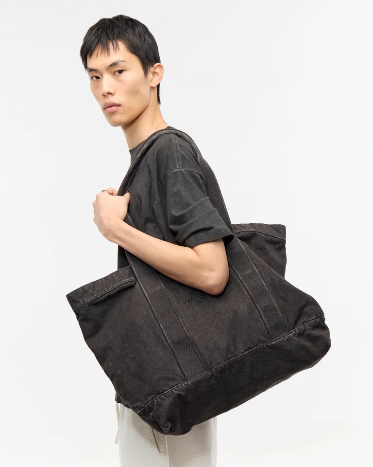 Bolso de lona negro con detalles en contraste para mujer de Ay Not Dead en Bolsos y Carteras para argentina