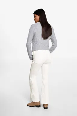 Jeans flare con bolsillos de Mango Teen en Pantalones para argentina