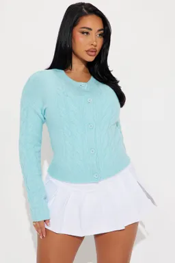 Cárdigan charlotte trenzado de Fashion Nova en Buzos y Sweaters para argentina