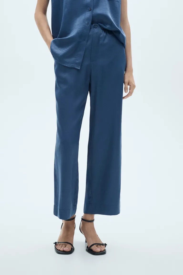 Pantalón crop satinado de Mango en Pantalones para argentina