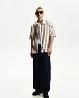 Camisa relax manga corta de Bershka en Camisas para argentina