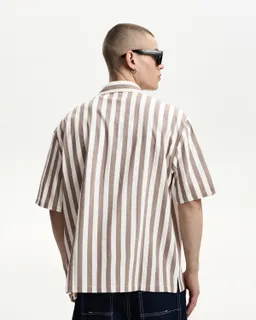 Camisa relax manga corta de Bershka en Camisas para argentina