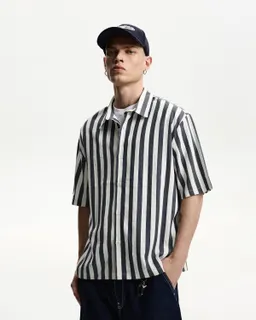 Camisa relax manga corta de Bershka en Camisas para argentina