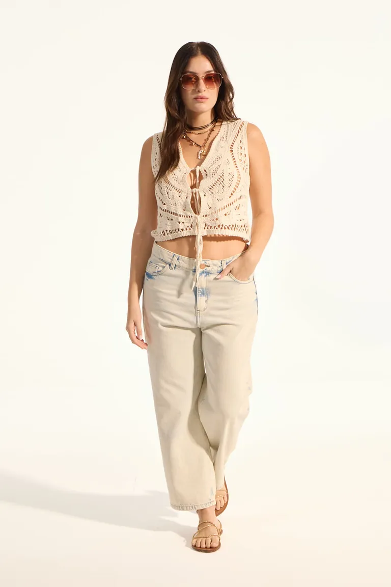 Pantalones rectos con lavado matizado, un básico versátil para el guardarropa femenino de Portsaid en Pantalones para argentina