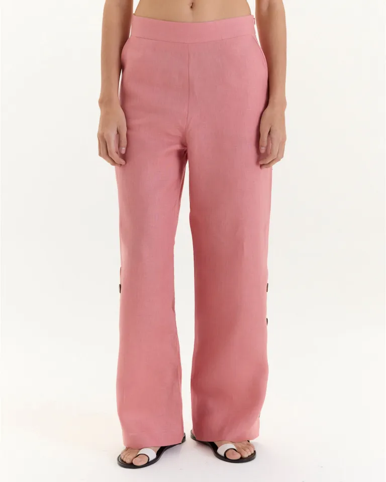 Pantalón recto con detalles en la costura lateral en color borgoña de Blue Sheep en Pantalones para argentina