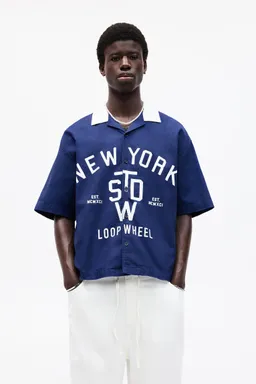 Camisa béisbol cuello en contraste de Pull&Bear en Camisas para argentina