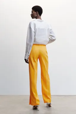 Pantalón recto con aberturas de Mango en Pantalones para argentina