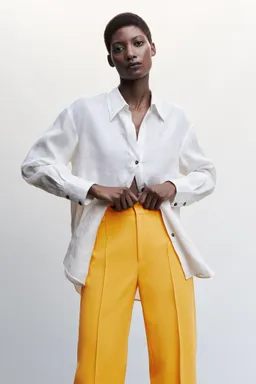 Pantalón recto con aberturas de Mango en Pantalones para argentina