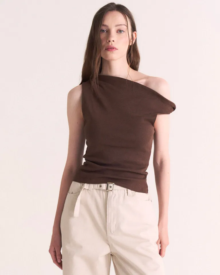 Top con torsión y tablas en tonos chocolate - Diseño Exclusivo de Sky en Tops para argentina