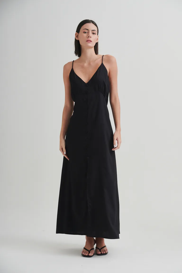 Vestido Juliette: Elegancia y Sofisticación en un Diseño Minimalista de Sweet en Vestidos para argentina