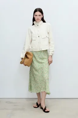 Falda larga evasé floral de Mango en Faldas para argentina