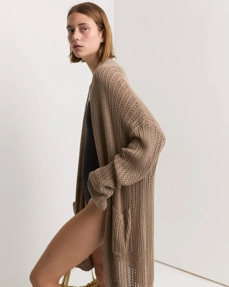 Kimono de estilo boho en tonos neutros, prenda de vestir versátil y de tendencia de Prüne en Kimonos para argentina