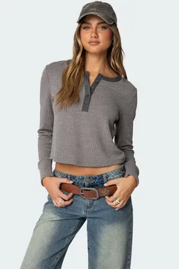 Top henley textura waffle de Edikted en Tops para argentina