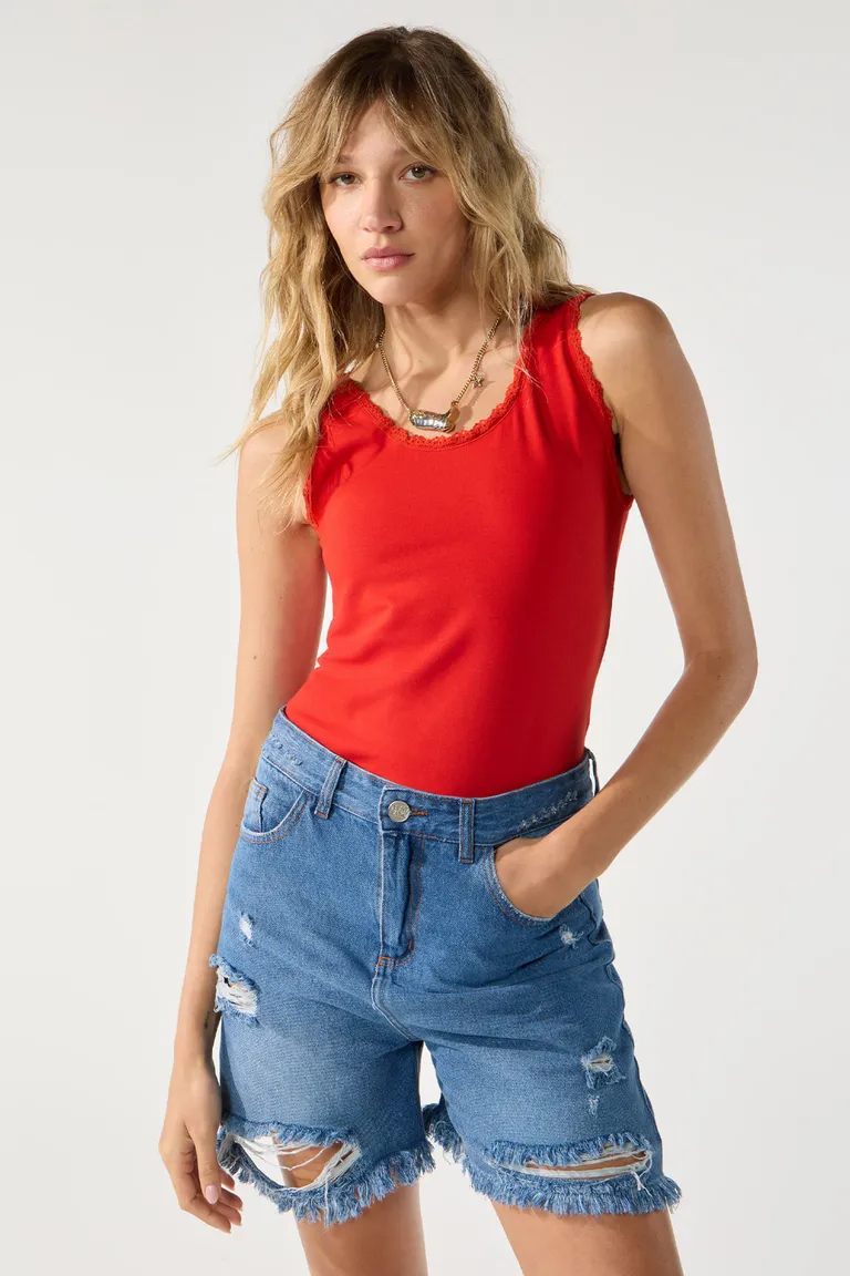 Musculosa roja de algodón elástico para mujer de Cuesta Blanca en Remeras para argentina