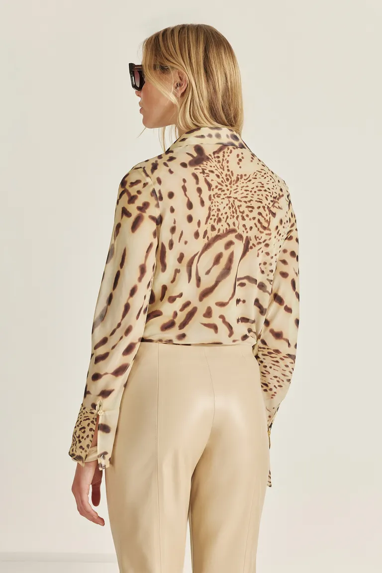 Camisa de gasa con estampado exclusivo, ideal para un look casual chic de Tucci en Camisas para argentina