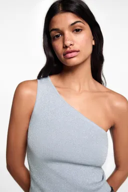 Top asimétrico lúrex de Mango Teen en Tops para argentina