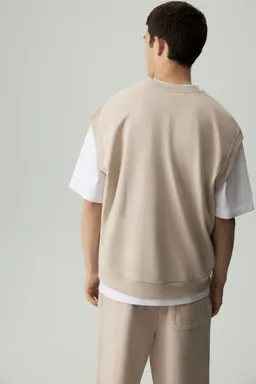 Chaleco deportivo cuello de Lefties en Buzos y Sweaters para argentina