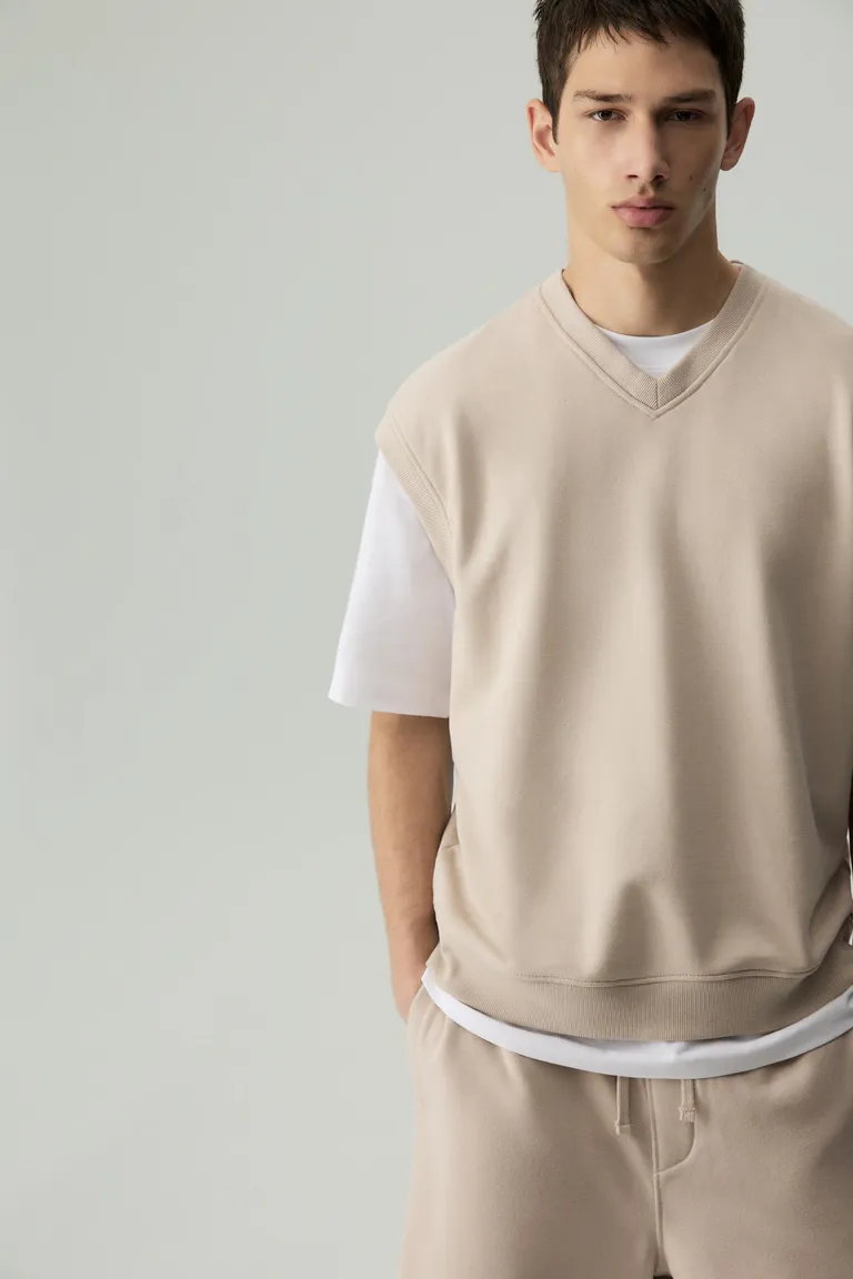 Chaleco deportivo cuello de Lefties en Buzos y Sweaters para argentina