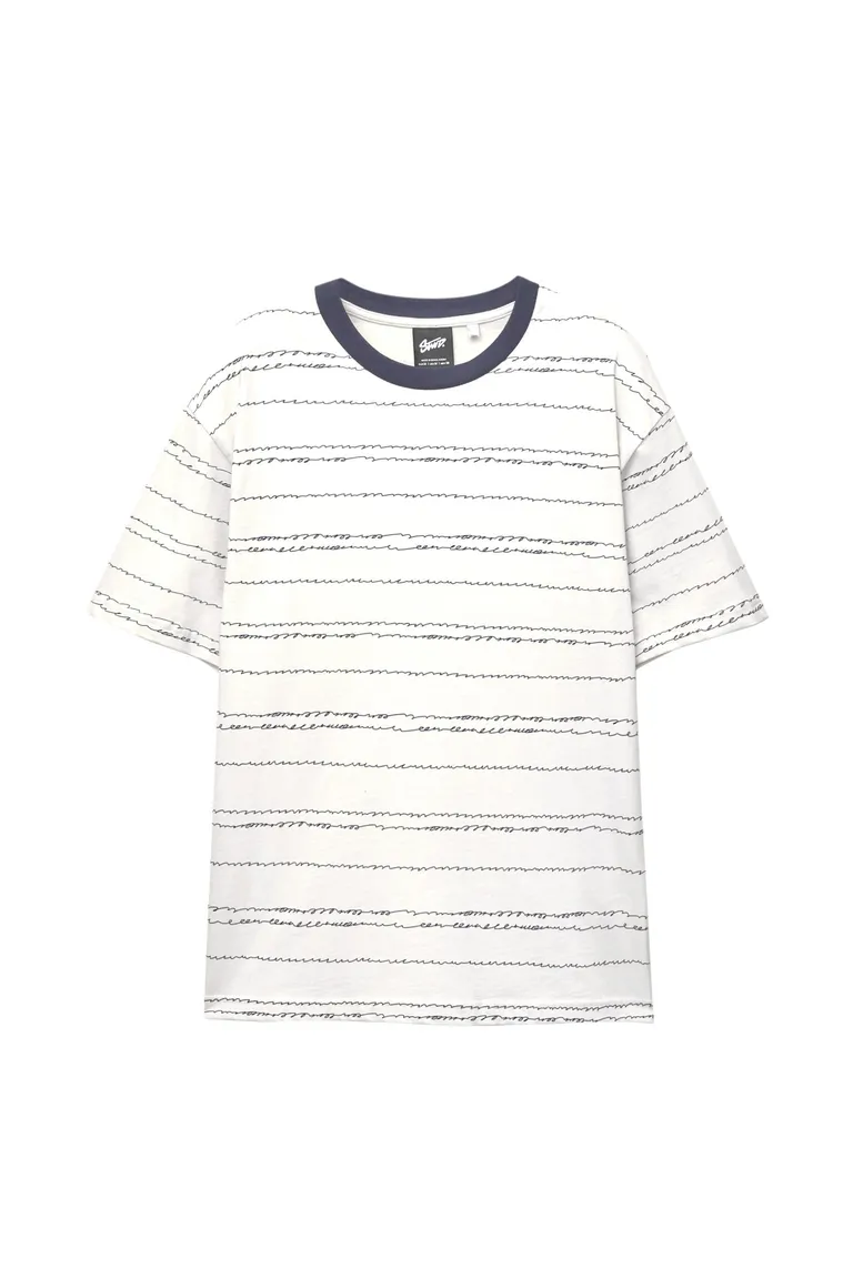 Remera a rayas cuello contraste de Pull&Bear en Remeras y Polos para argentina