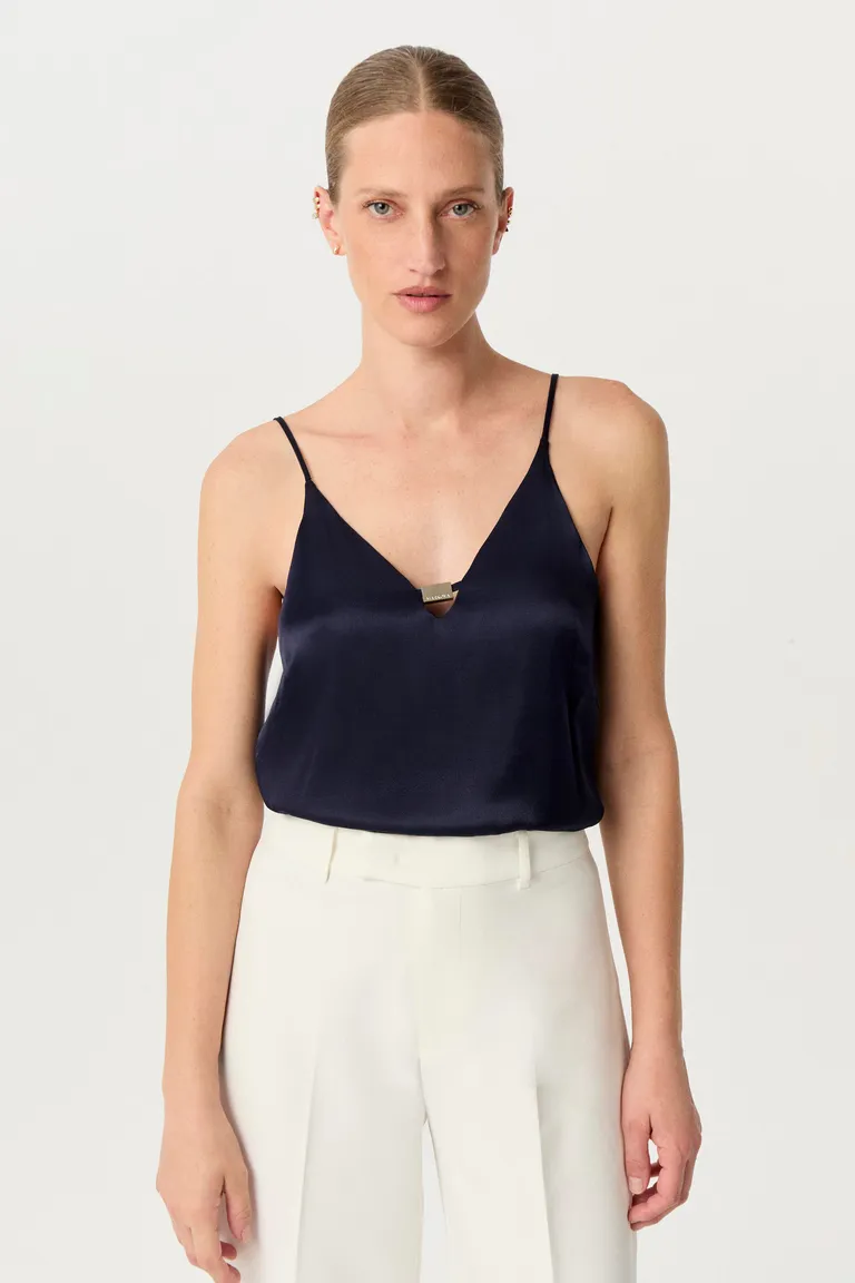 Top de Satén de Viscosa con Escote en V y Breteles Ajustables de Markova en Tops para argentina