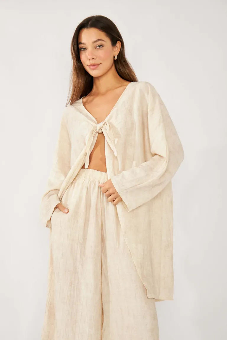 Kimono plisado de tela negra, diseño largo y elegante para mujer de Belle en Kimonos para argentina