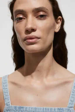 Crop top vaquero de Mango en Tops para argentina