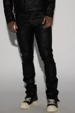 Pantalón encerado acampanado rebelde de Fashion Nova en Pantalones para argentina