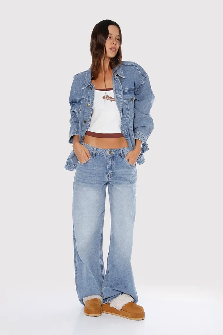 Pantalón de jean tiro bajo con diseño wide leg de corte holgado extra largo de Sofia Sarkany en Pantalones para argentina