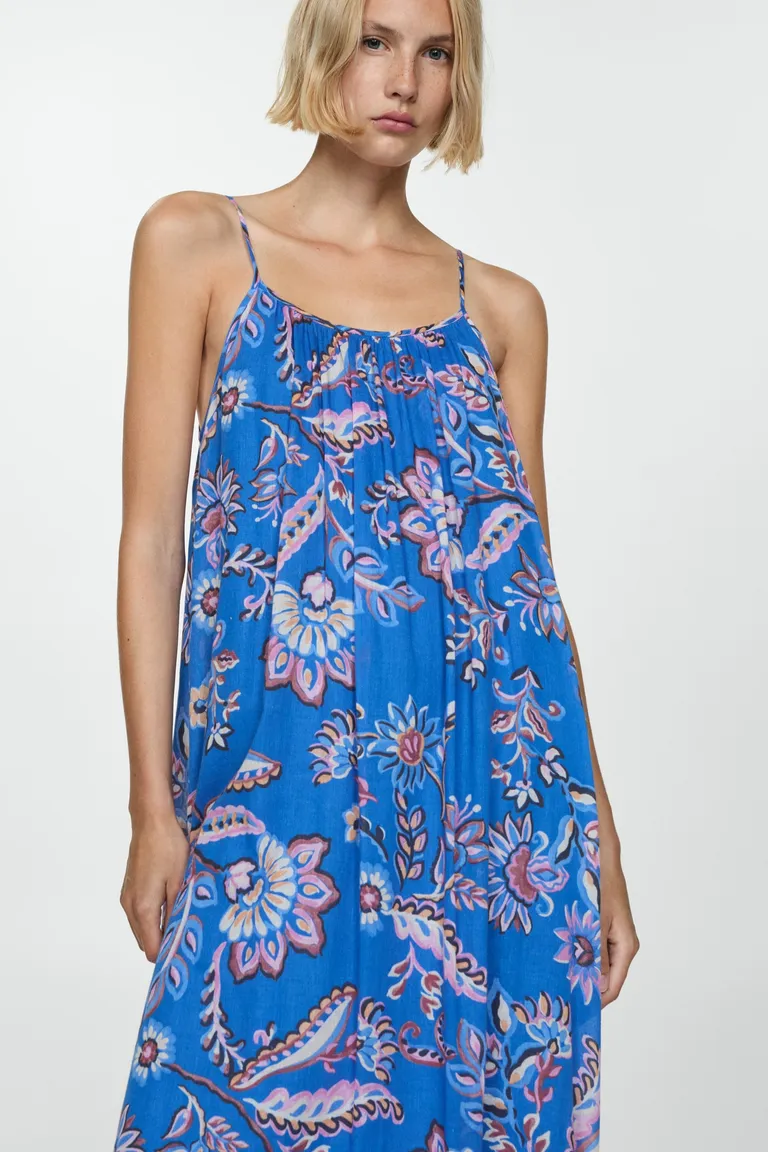 Vestido largo estampado floral de Mango en Vestidos para argentina