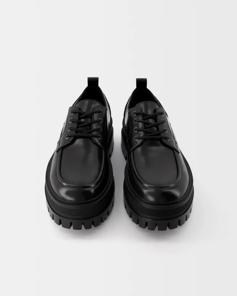 Zapato acordonado con suela track de Bershka en Zapatos para argentina