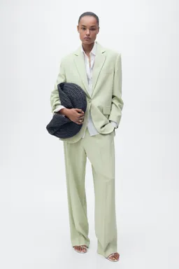 Pantalón traje recto de Mango en Pantalones para argentina