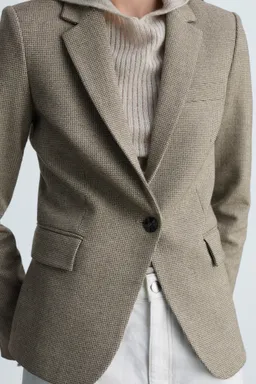 Blazer entallado pata gallo de Mango en Blazers para argentina