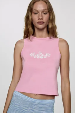Top sin mangas estampado de Mango en Tops para argentina