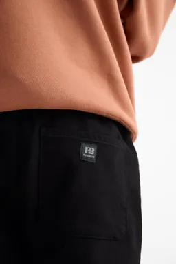 Jogger punto suave de Pull&Bear en Pantalones para argentina
