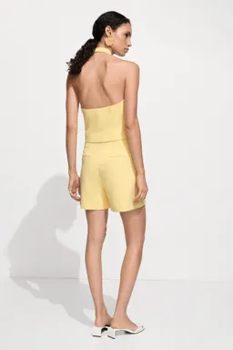Shorts rectos tiro medio de Mango en Shorts para argentina