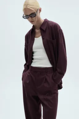 Pantalón pinzas raya diplomática de Mango en Pantalones para argentina