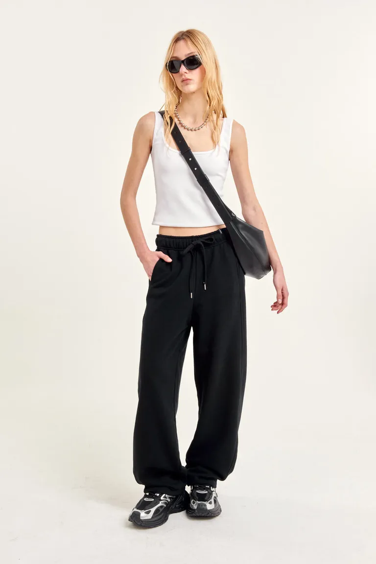 Pantalón Femenino Holgado Negro con Cintura Elástica y Cordón Ajustable de 47 Street en Pantalones para argentina