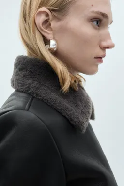 Campera doble faz símil cuero de Mango en Chaquetas para argentina