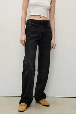 Jeans miami rectos tiro medio de Mango en Pantalones para argentina